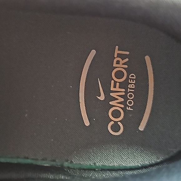 Women's Nike Renew in Season smoke metalic sneakers. Size 11.5. Athletic‎ - Picture 7 of 9